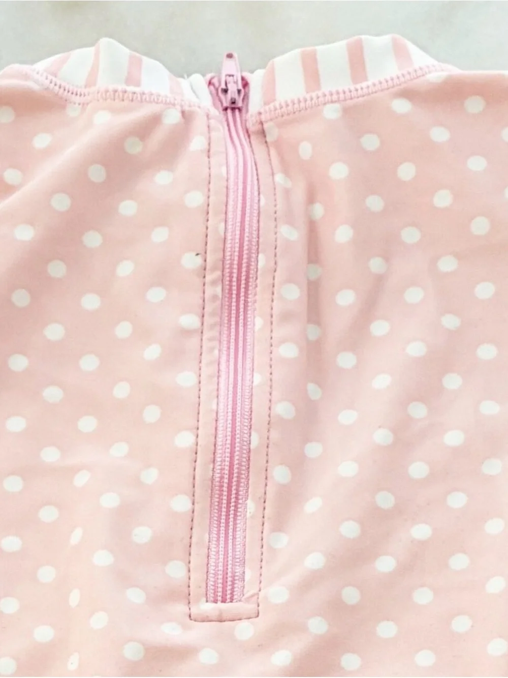 Ruffle Butts Toddler Pink Polka Dot L-Sleeve One Piece Rash Guard Swimsuit S 3T